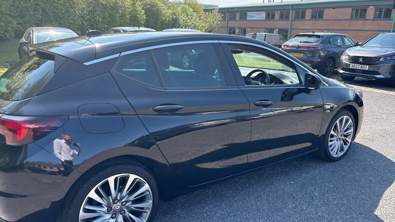 Vauxhall Astra 1.2 Turbo 145 Griffin Edition 5dr Petrol Hatchback